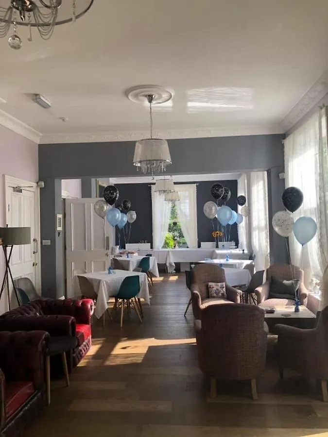 Gomersal Lodge Hotel Cleckheaton